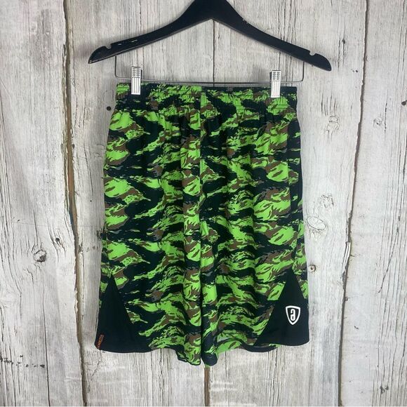 Adrenaline Lacrosse Shorts Size Small Neon Camo  89 - Picture 1 of 8